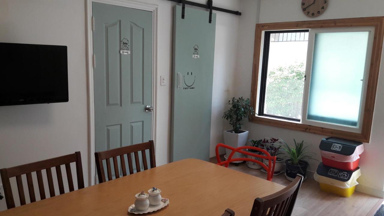 Oh My Guesthouse Seoel Buitenkant foto